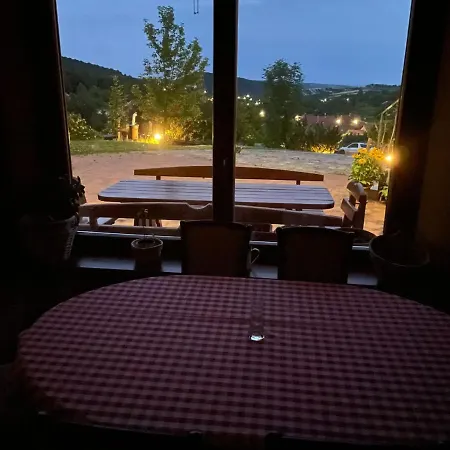 Bed & Breakfast The Mountain - Hegyi Kucko