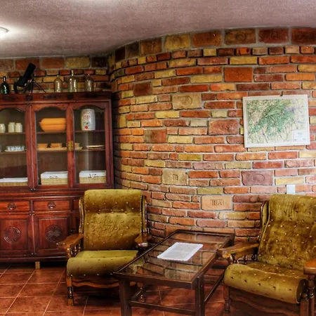 Bed & Breakfast The Mountain - Hegyi Kucko