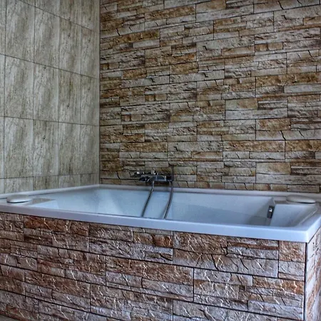 Bed & Breakfast The Mountain - Hegyi Kucko *