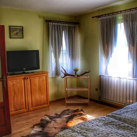 The Mountain - Hegyi Kucko Bed & Breakfast *