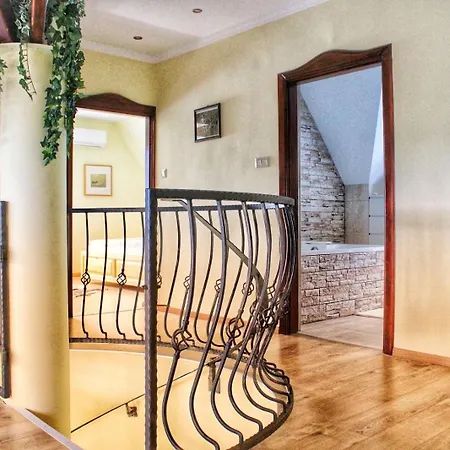 Bed & Breakfast The Mountain - Hegyi Kucko Bukkzserc